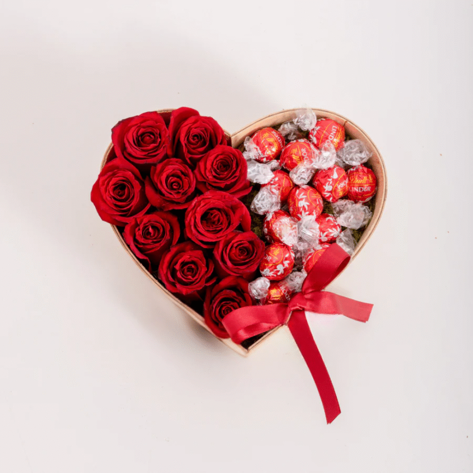 CORAÇÃO COM ROSAS E CHOCOLATE LINDT